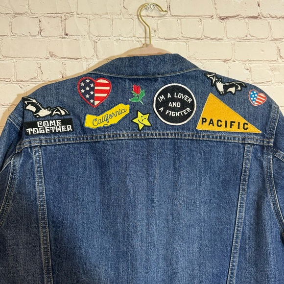 LEVI’S Ex-Boyfriend Patchwork Trucker Jean Jacket - Picture 10 of 11